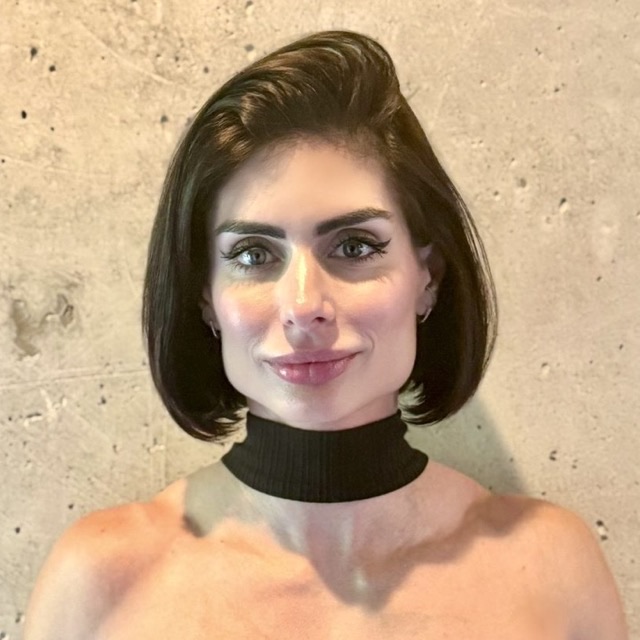 Portrait of Carina Cunha